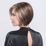 Perruque courte, une coiffure avec un style moderne