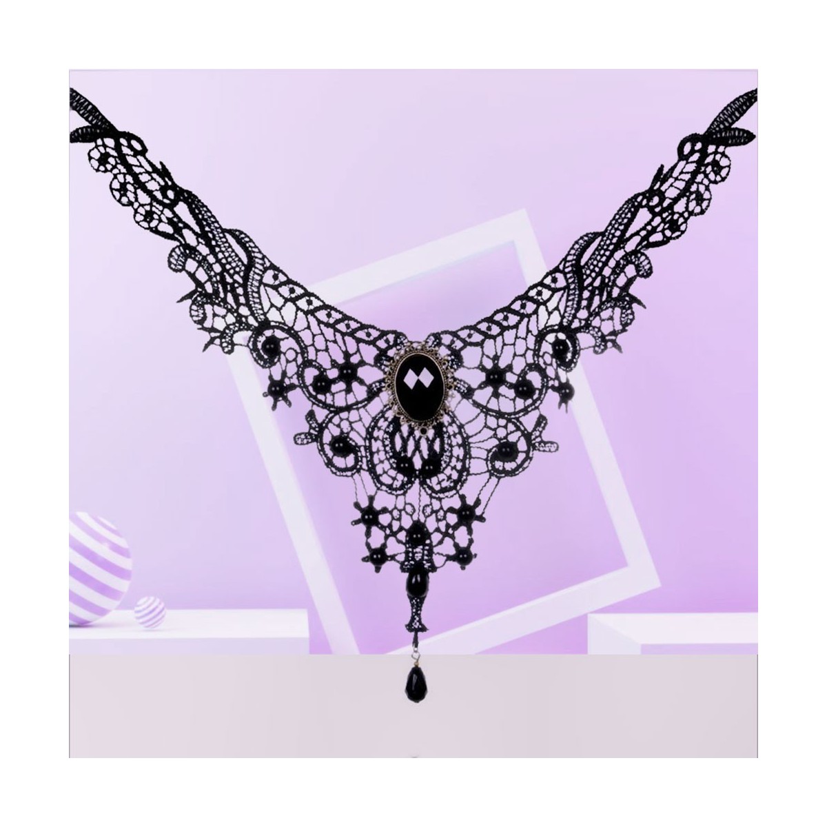 Collier gothique dentelle et perles