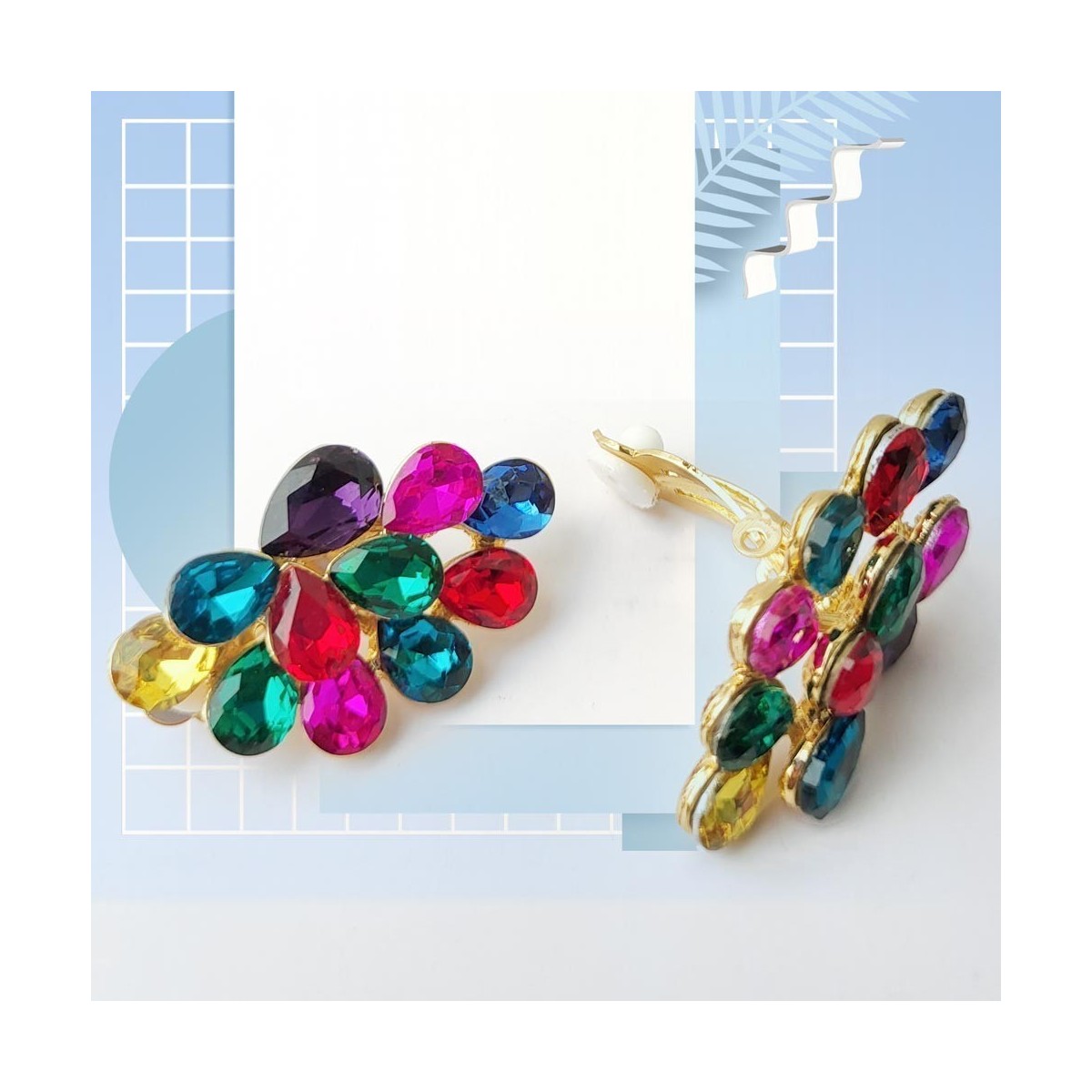 Boucles d'oreilles clips, ornée de strass multicolore